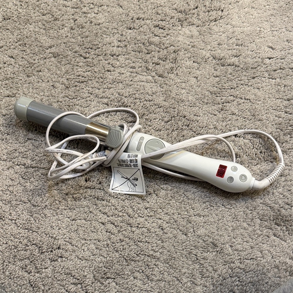 Beachwaver Curling Iron Works Like New